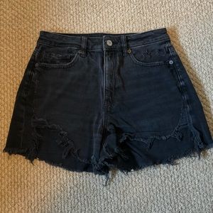 American eagle ripped shorts